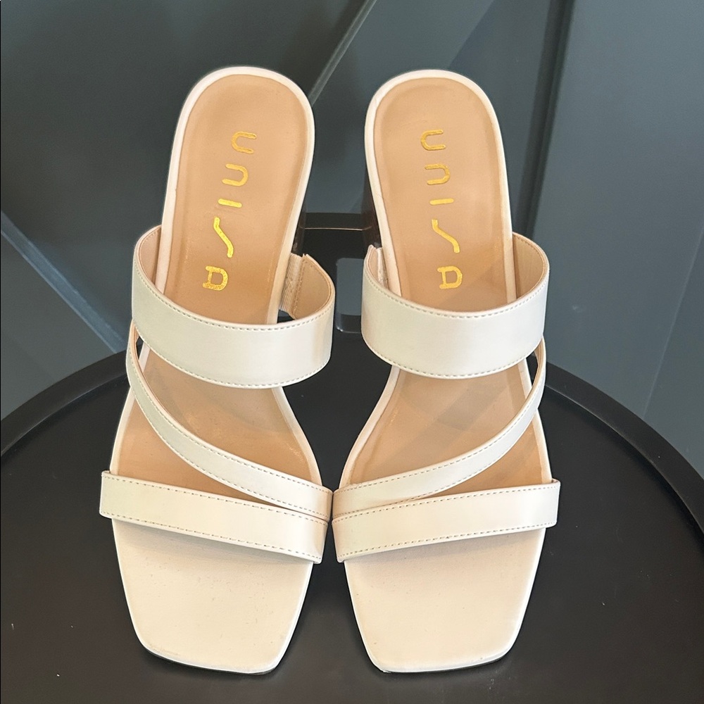 Unisa Women's Elegant Cream Heels